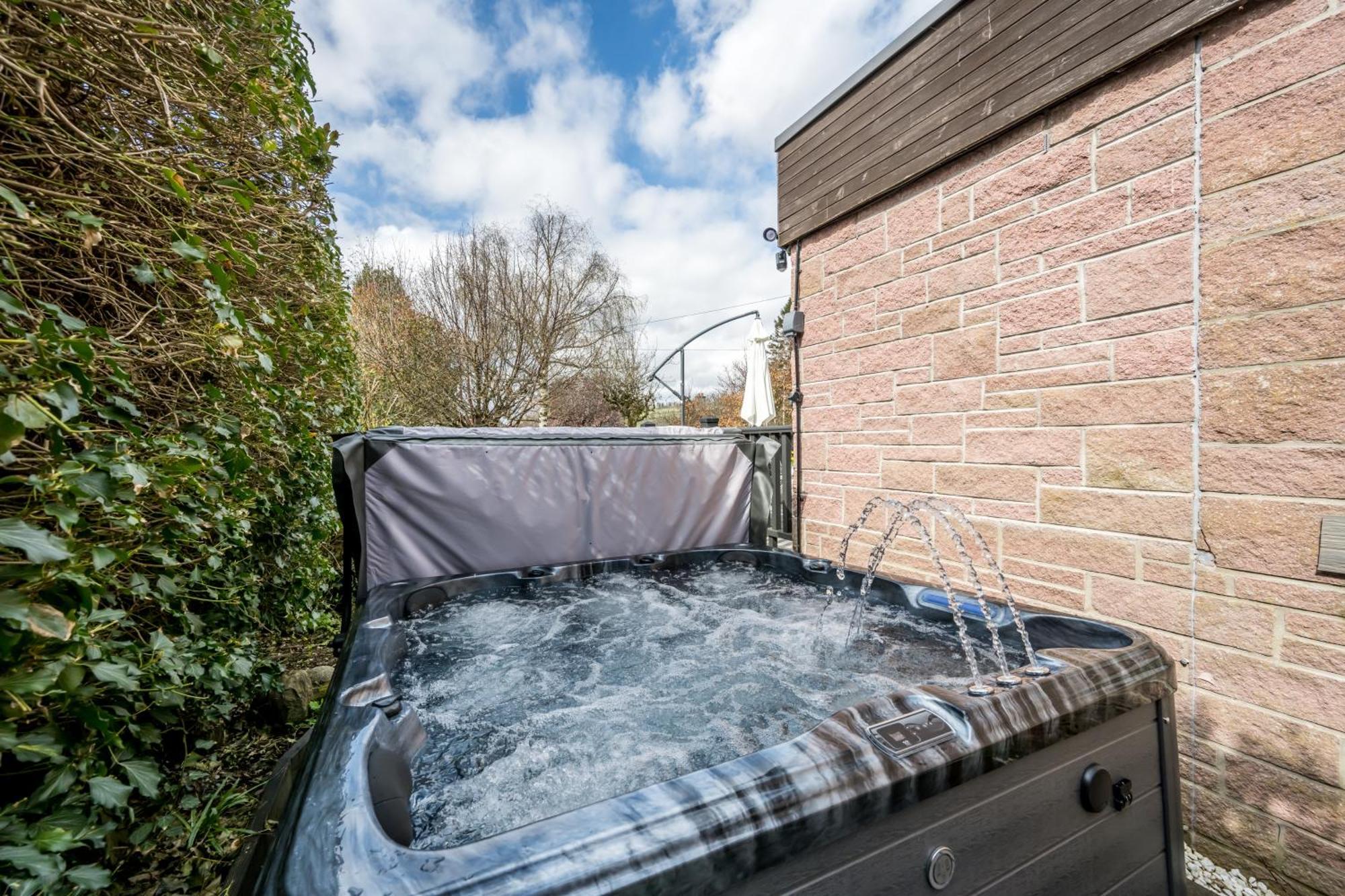 Gilmore House - 5 Bedroom Victorian Home With Hot Tub Blairgowrie and Rattray Exterior foto
